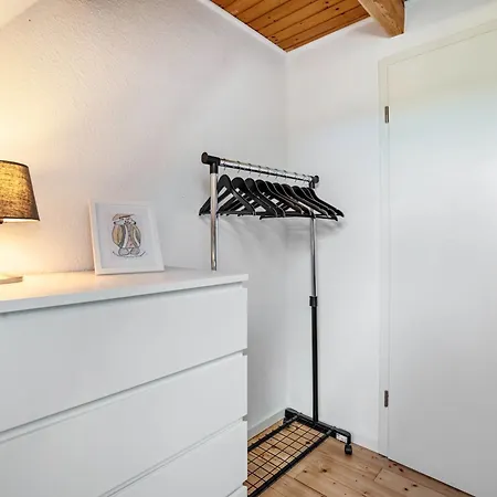 Apartment Fehrsland 1 *